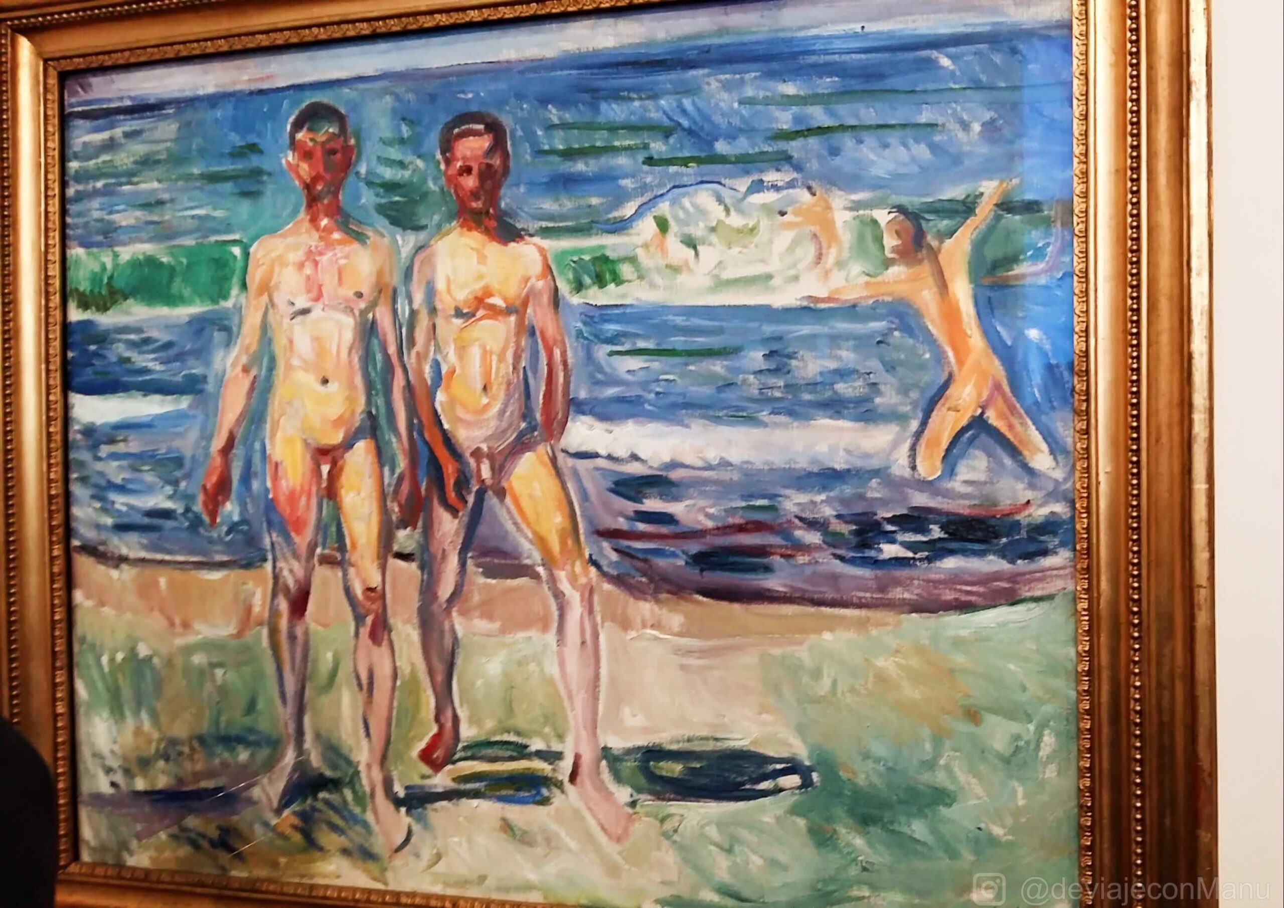 Munch Men on the seashore